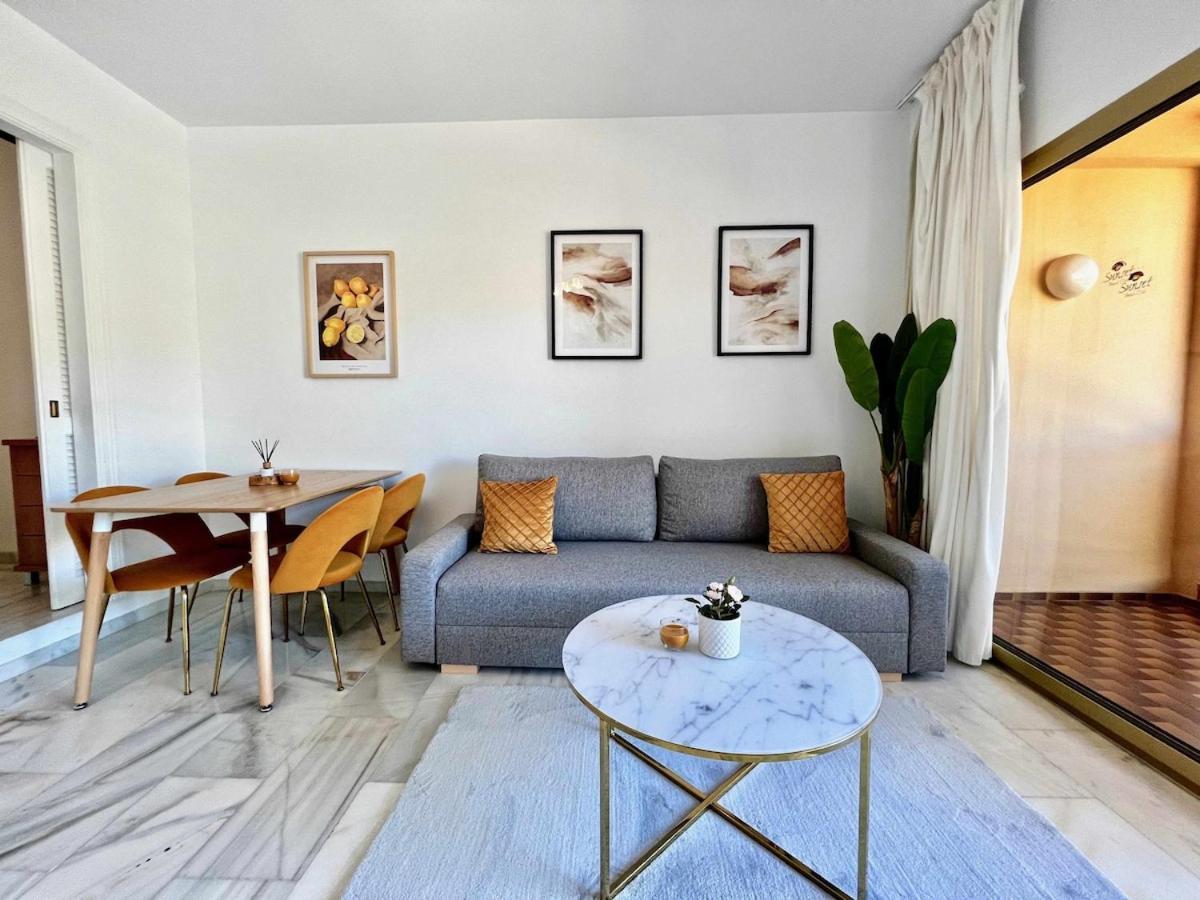 797 Holiday Rentals- Apartamento En Hotel Sunset Frente Al Mar Benalmadena Luaran gambar