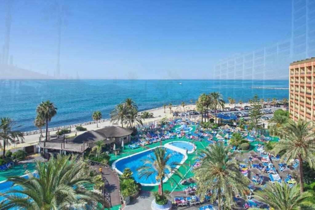 797 Holiday Rentals- Apartamento En Hotel Sunset Frente Al Mar Benalmadena Luaran gambar